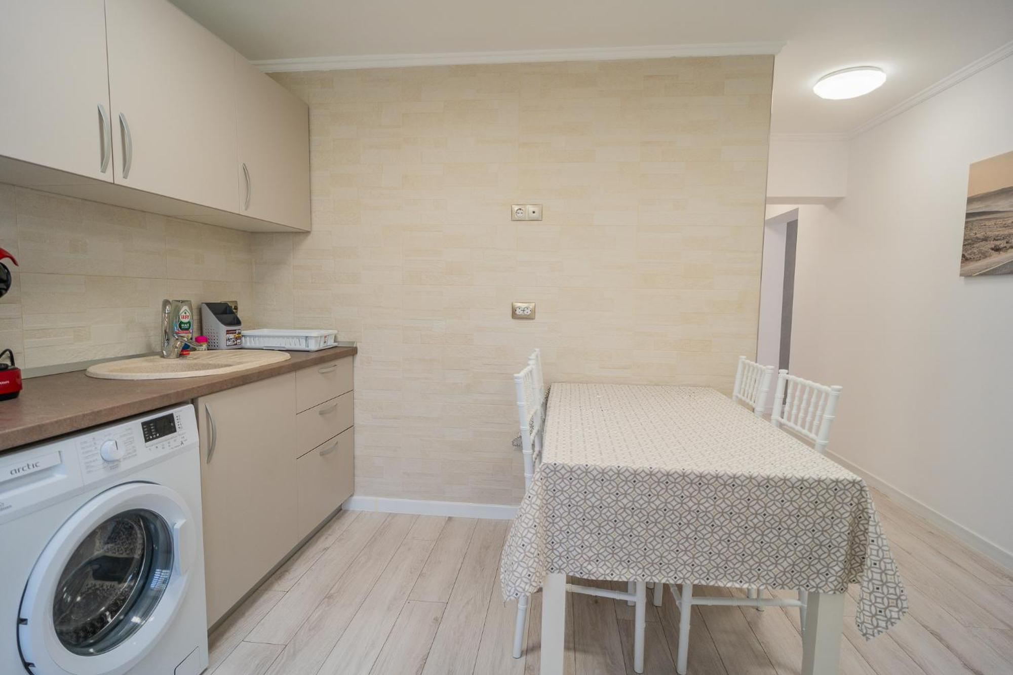 Luxury 2Br On Decebal Avenue Apartment Bucureşti Ngoại thất bức ảnh