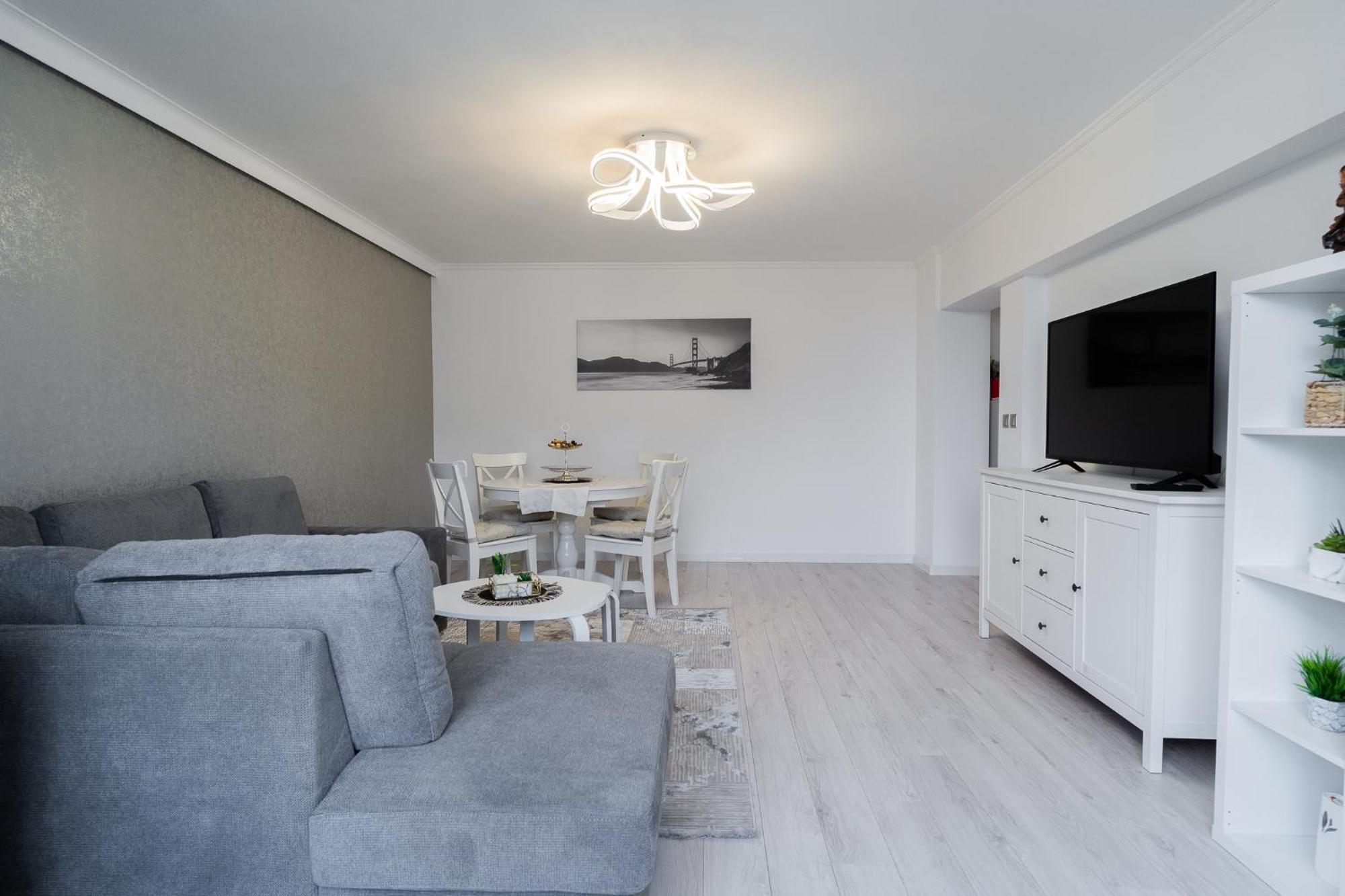 Luxury 2Br On Decebal Avenue Apartment Bucureşti Ngoại thất bức ảnh