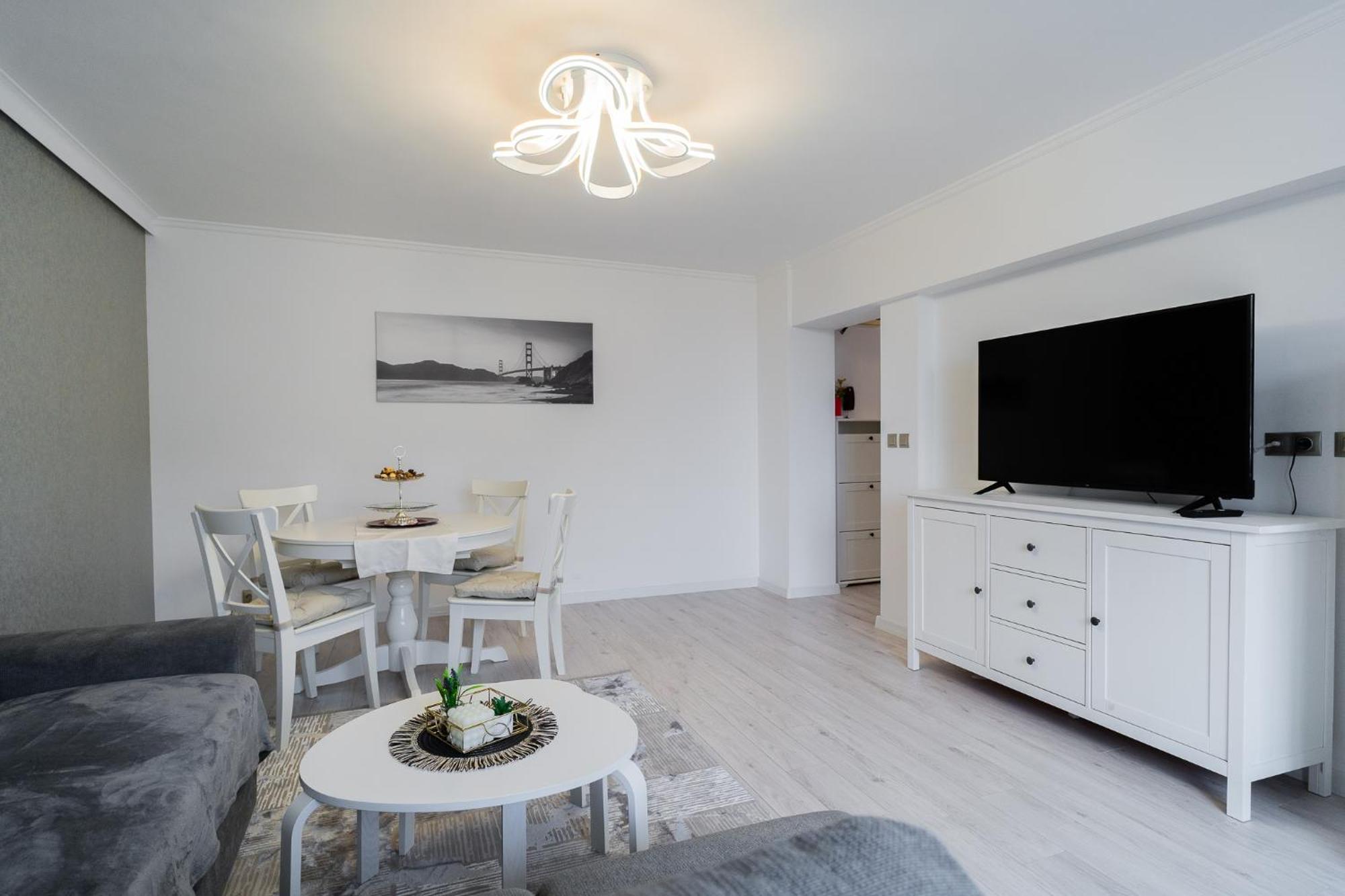 Luxury 2Br On Decebal Avenue Apartment Bucureşti Ngoại thất bức ảnh