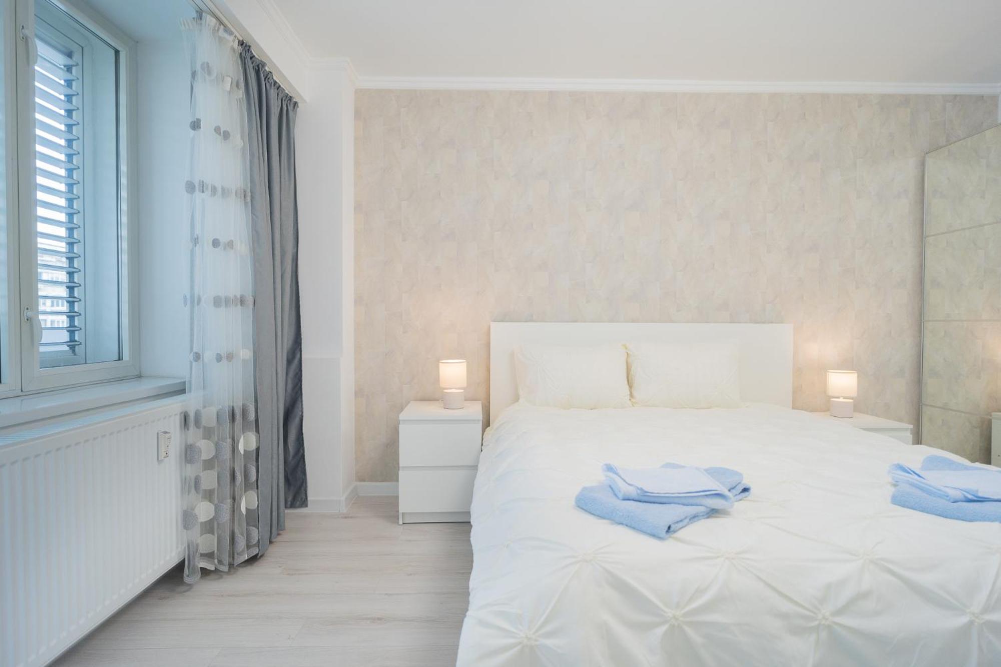 Luxury 2Br On Decebal Avenue Apartment Bucureşti Ngoại thất bức ảnh